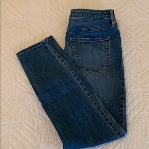 Universal Thread High Rise Skinny jeans size 8